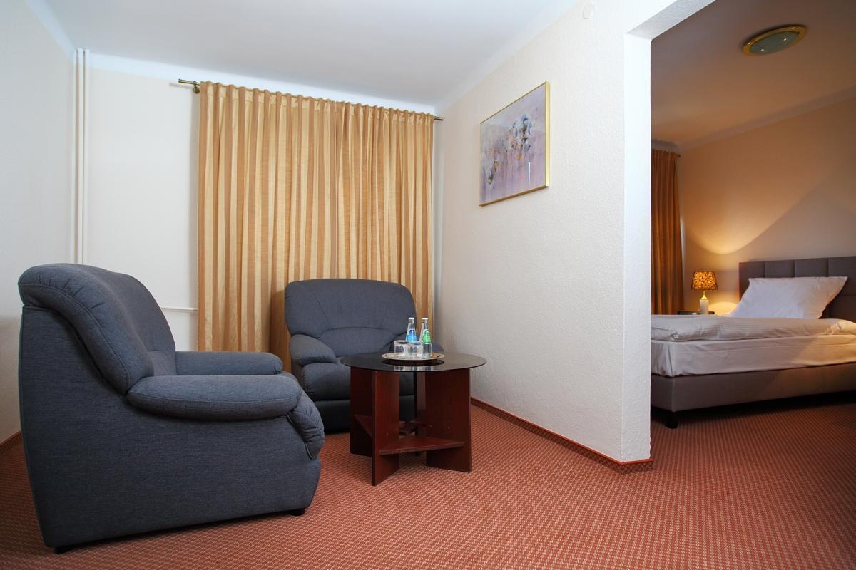 Inter Hotel Остролека Екстериор снимка